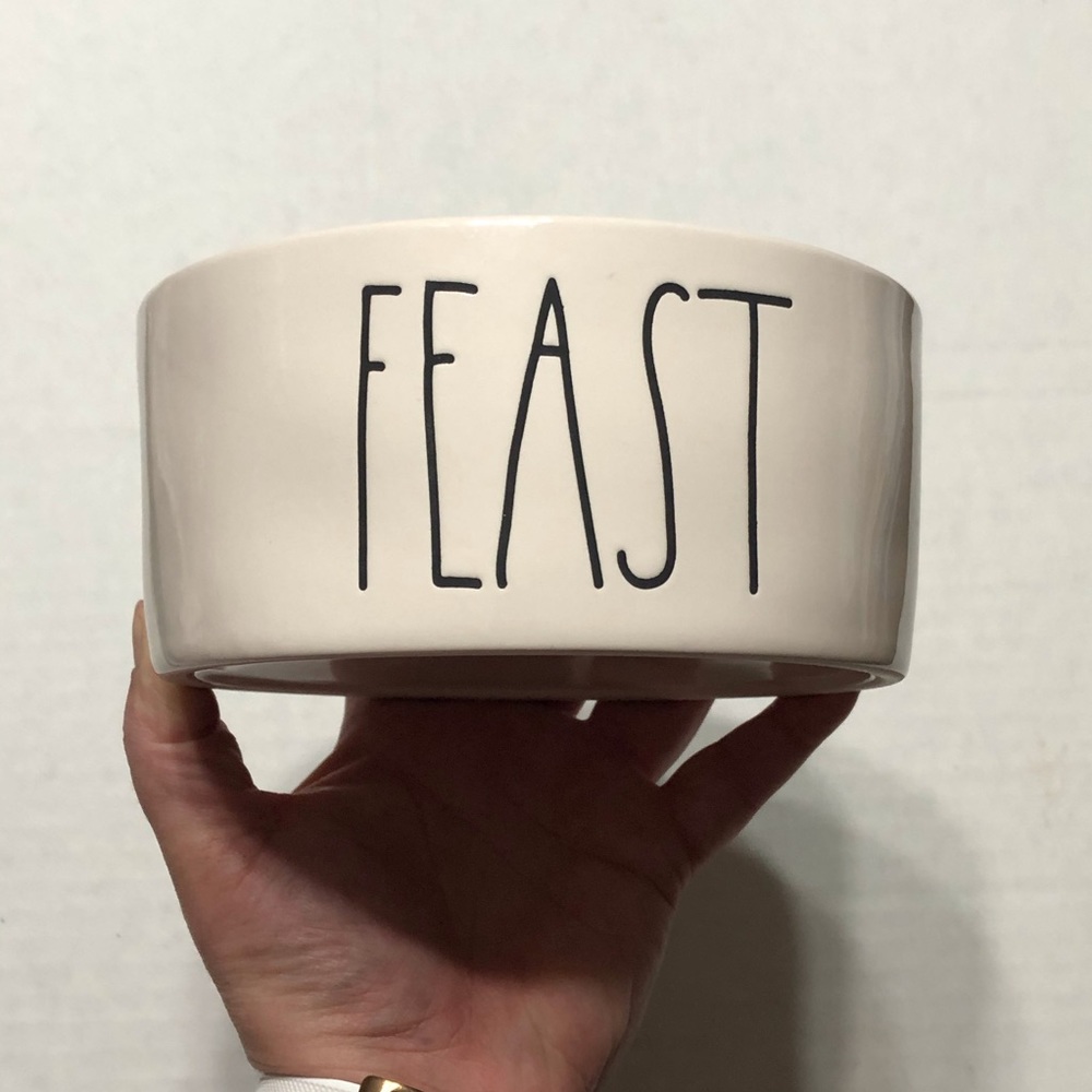 NWOT Rae Dunn Feast Pet Bowl - Picture 4 of 4